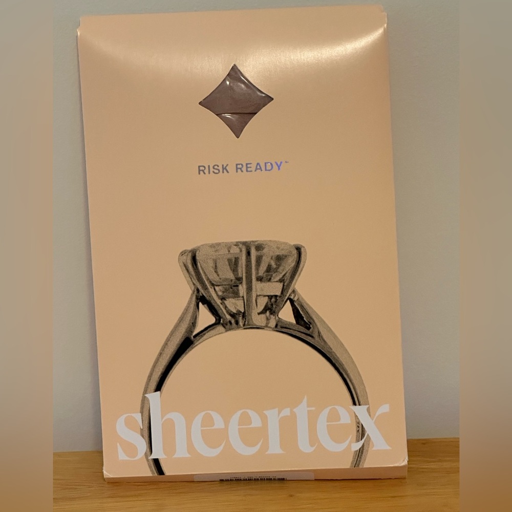 NWT - Sheertex Tights - Nude - Size Large